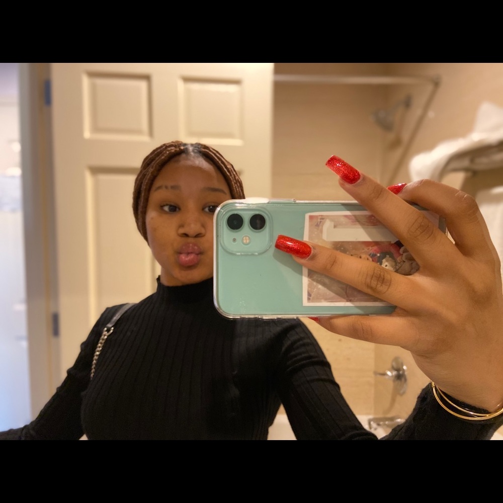 Meet your Posher, Jaelyn